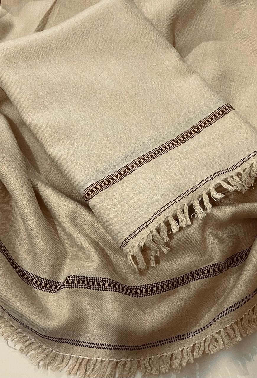 J. EXECUTIVE WOOL SHAWL